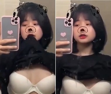 phim sex vam3d Em sinh viên vú đẹp thích khoe
